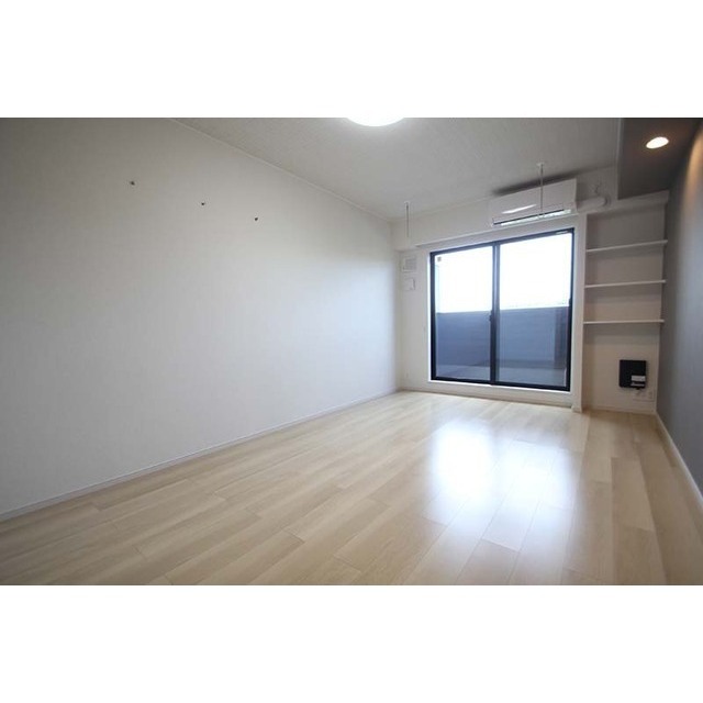 居室・リビング　※画像は全て２０３の内観写真