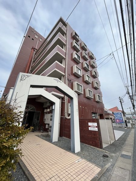 福岡市西区石丸のマンションの建物外観