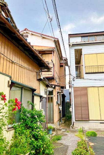 西新井本町戸建の建物外観