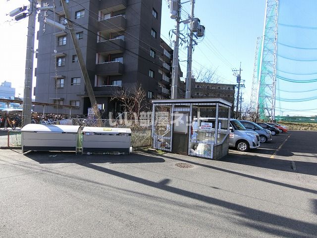 【津市栗真町屋町のマンションのその他設備】