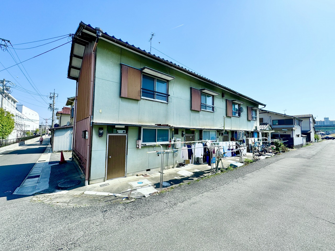 神明荘の建物外観