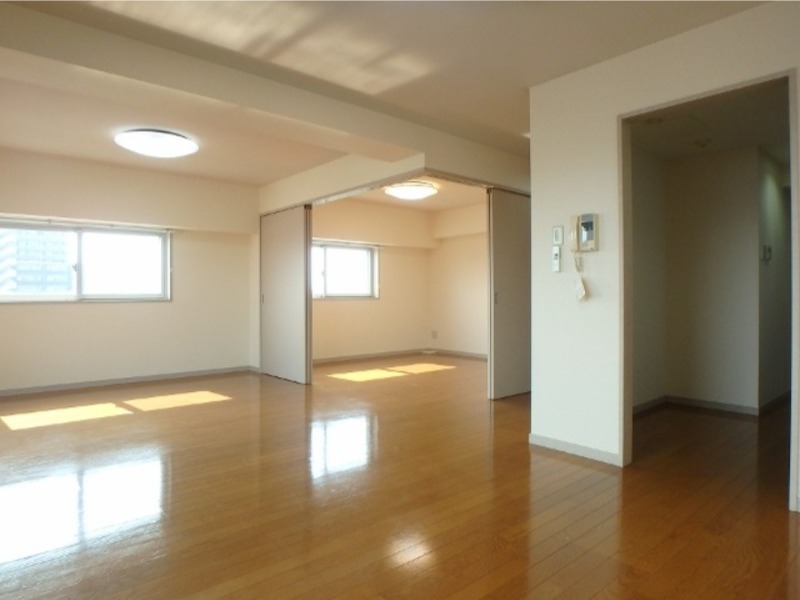 居室・リビング　図面と現状に相違がある場合には現状を優先