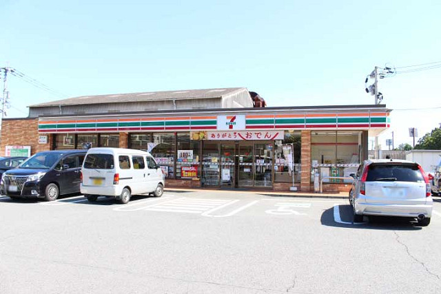 コンビニ　セブン-イレブン 大分西新地店（コンビニ）まで340m