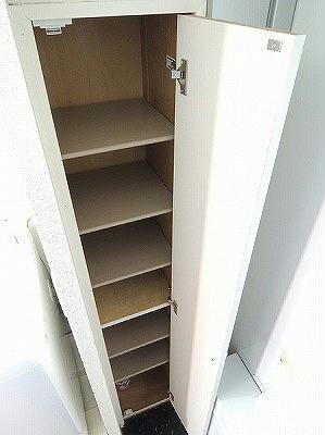 玄関　シューズボックス