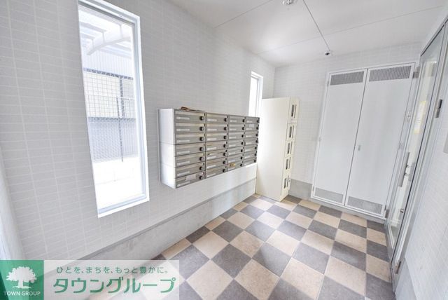 エントランス　お問合せはタウンハウジングまで！※現地待合わせ相談可能