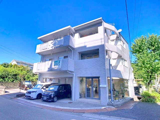 建物外観　2025年10月撮影