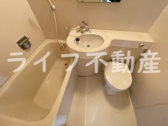 洗面設備　朝の身支度には欠かせない独立洗面化粧台