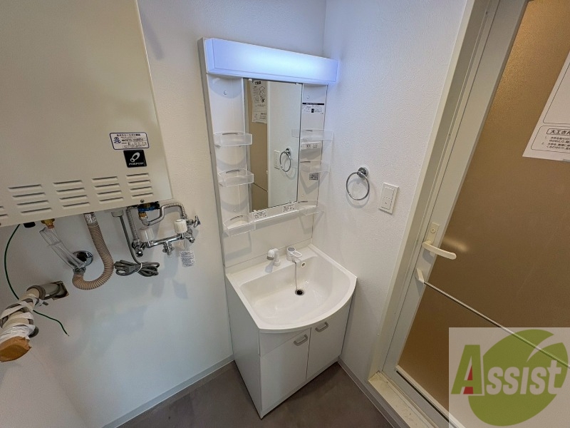 洗面設備　シャンプードレッサーで身支度もラクラクです！