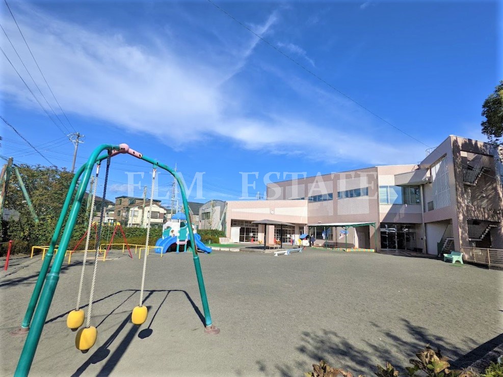 図書館　静岡市立長田図書館（図書館）まで752m