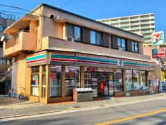 コンビニ　セブンイレブン 松戸丸山店（コンビニ）まで615m