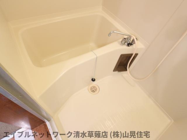 バス・シャワールーム　お風呂で日々の疲れを落としましょう