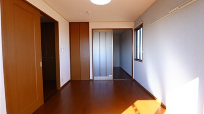 居室・リビング　洋室