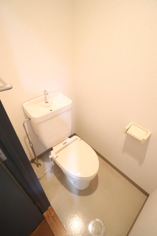 トイレ　暖房便座トイレ