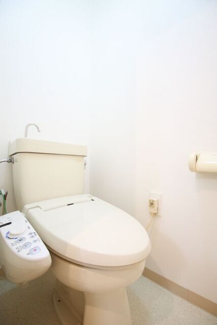 トイレ　別室の参考写真です。※現況優先