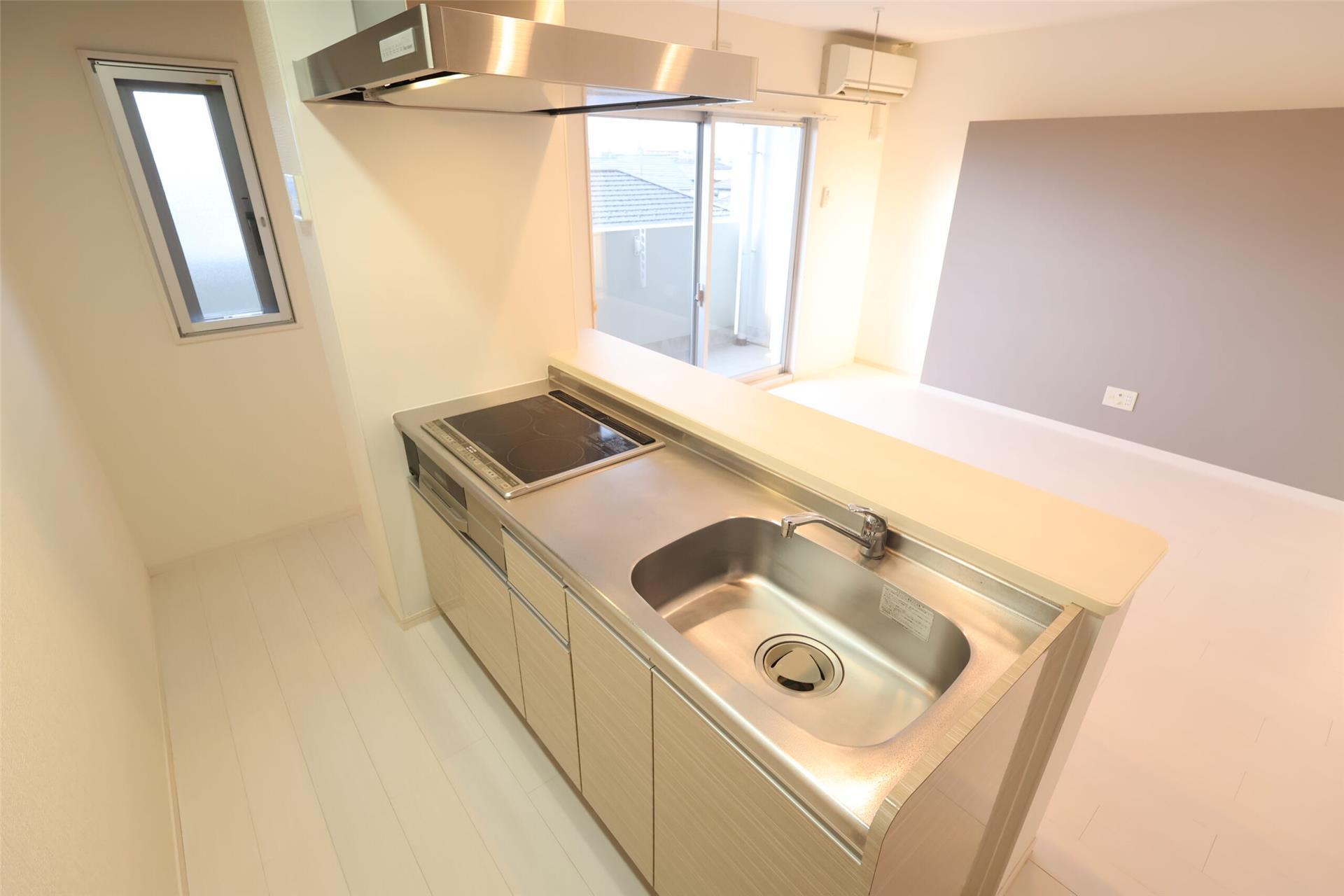 キッチン　※反転しています