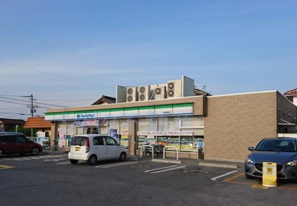 コンビニ　ファミリーマート米原駅西店（コンビニ）まで1371m
