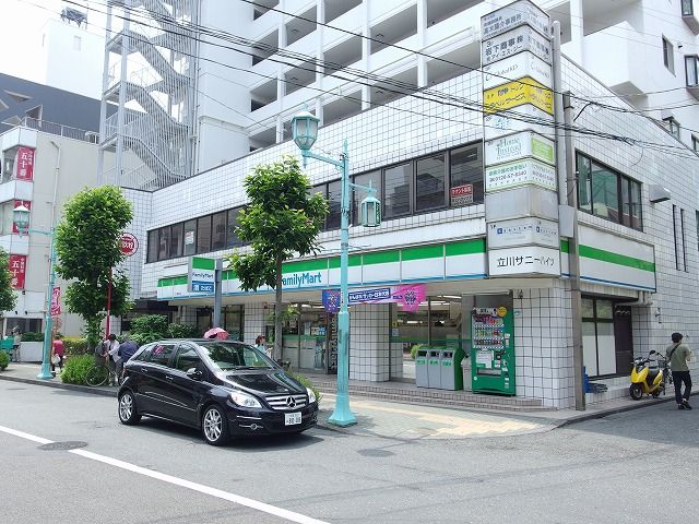 コンビニ　ファミリーマート立川錦町店（コンビニ）まで162m