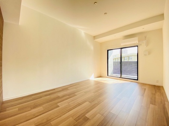 居室・リビング　※別部屋の写真です