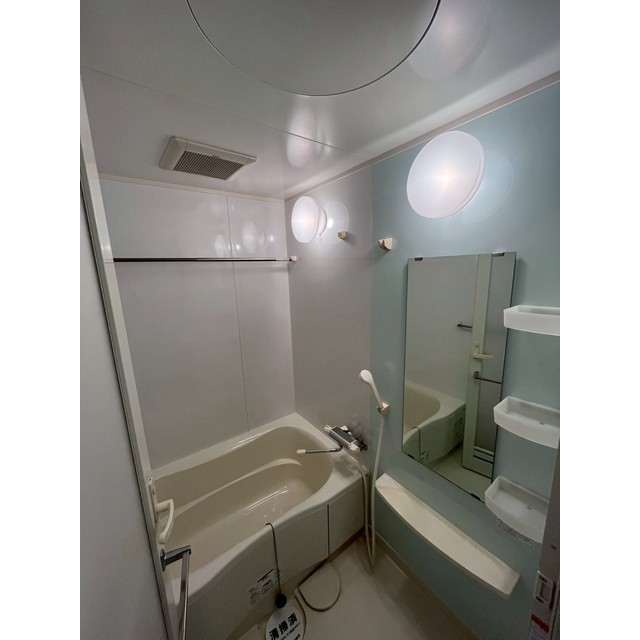 バス・シャワールーム　お風呂です