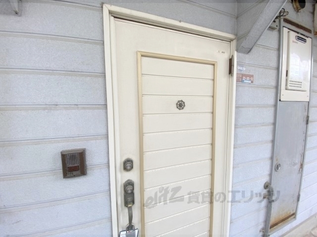 玄関　インターホン