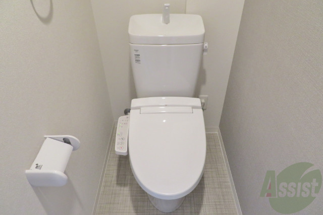 トイレ　トイレですが、オシャレな空間ですね