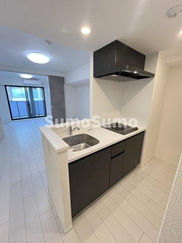 キッチン　コンパクトなキッチンで掃除もラクラク