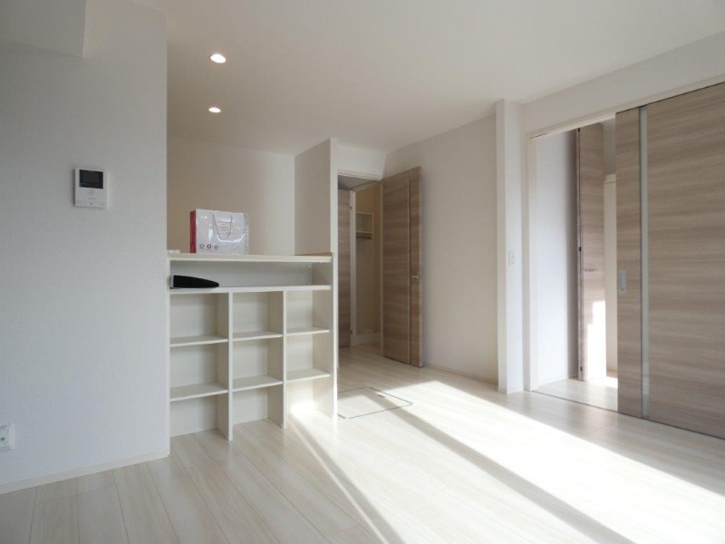 居室・リビング　図面と現状に相違がある場合には現状を優先