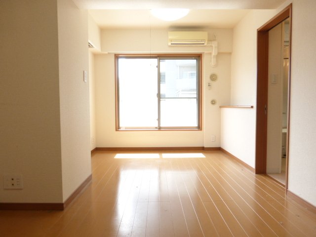 居室・リビング　居室