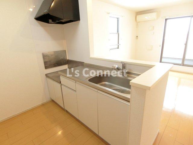 キッチン　２口ガスコンロ設置可能な対面キッチンです。