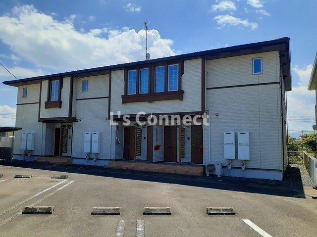 建物外観　２０１２年築のアパートです。