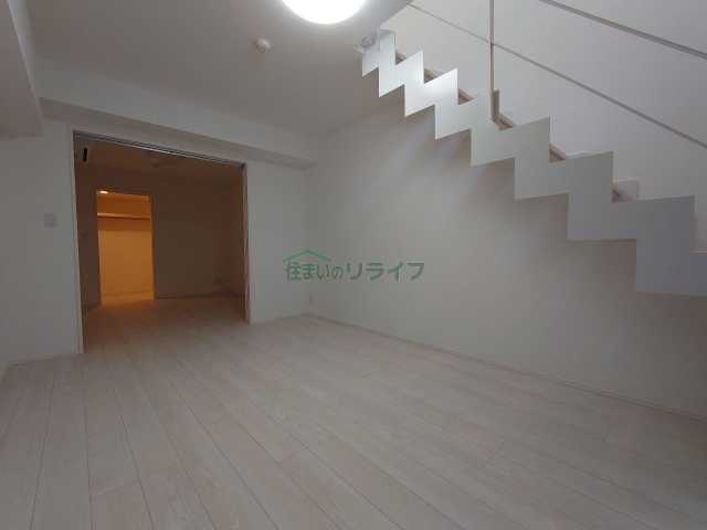 居室・リビング　ALTERNA早稲田