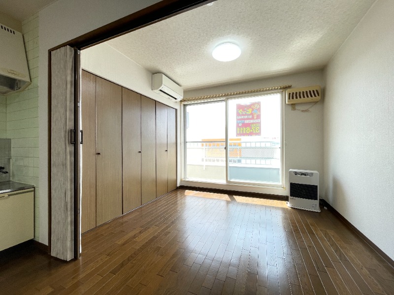 居室・リビング　リビング１