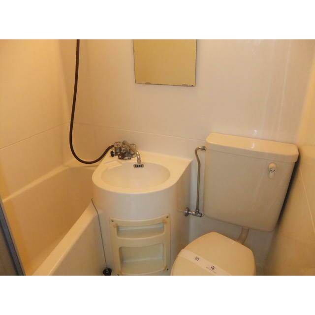 バス・シャワールーム　お掃除簡単3点ユニット☆