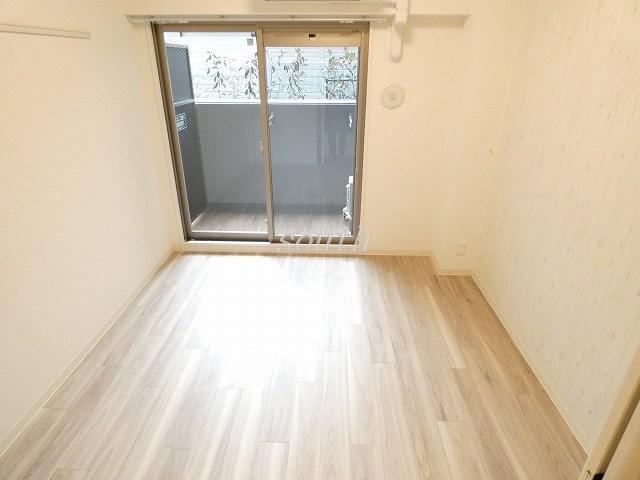 居室・リビング　室内カラーは階数により異なります♪