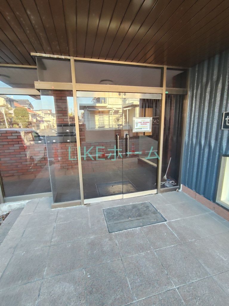 エントランス　エントランス