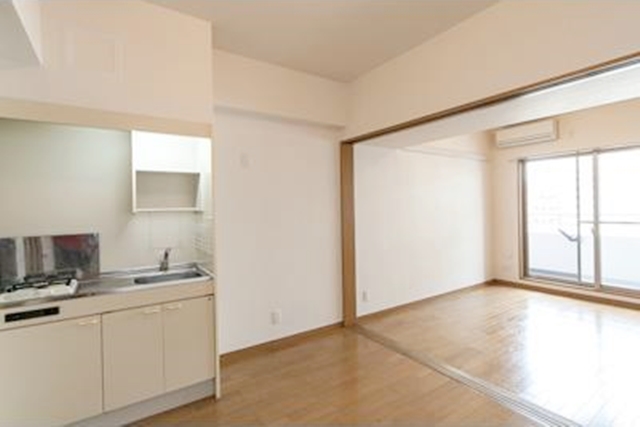 居室・リビング　開放感のある室内♪