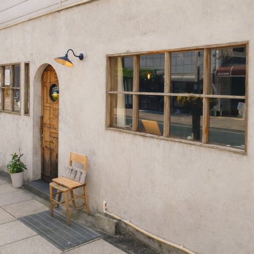 飲食店　WEDNESDAY COFFEE STAND & ROAST（飲食店）まで412m