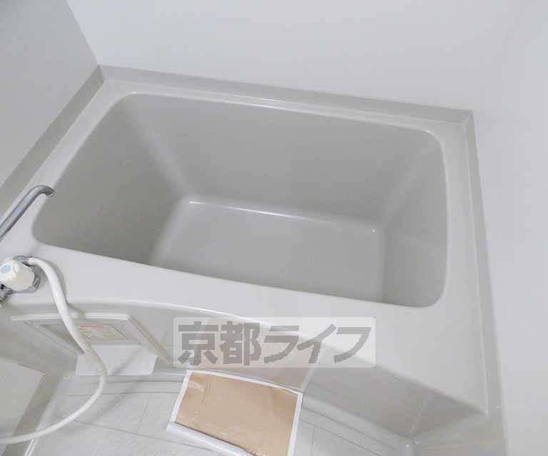 バス・シャワールーム　広いお風呂です。