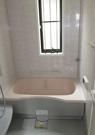 バス・シャワールーム　お風呂です