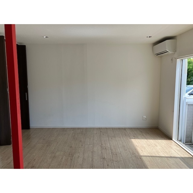 居室・リビング　西側から