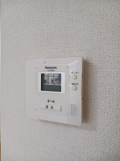 セキュリティ　来訪者の姿を確認できます。