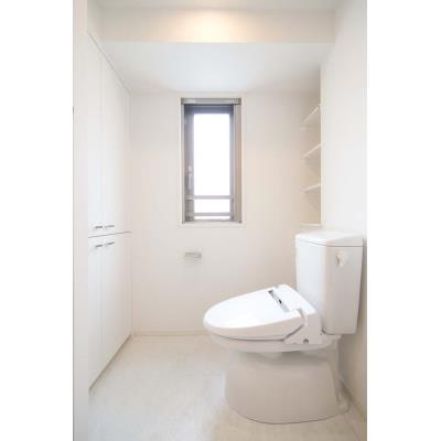 トイレ　※別部屋の参考写真です。