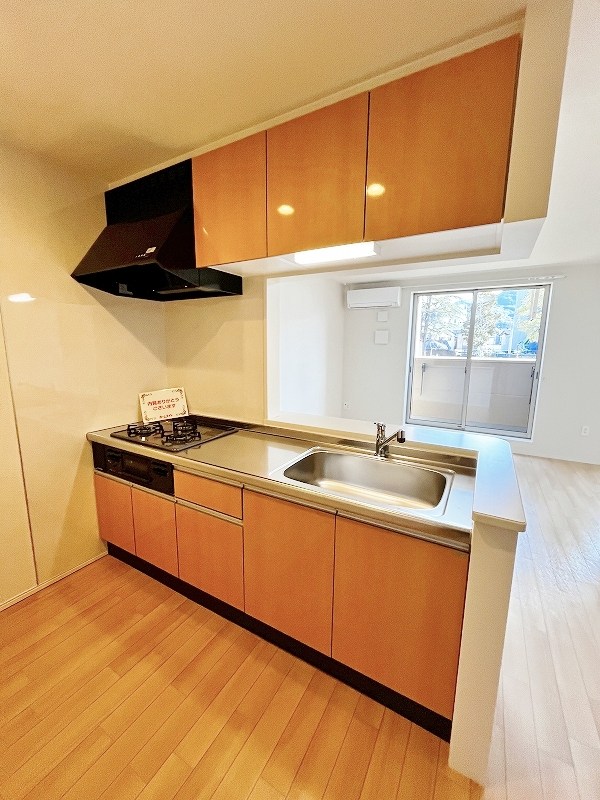 キッチン　★システムキッチングリル付き/3口コンロ★