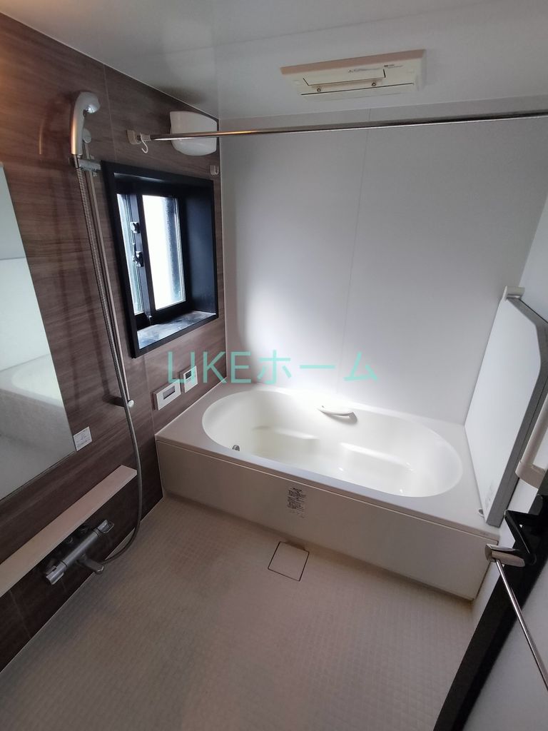 バス・シャワールーム　バス