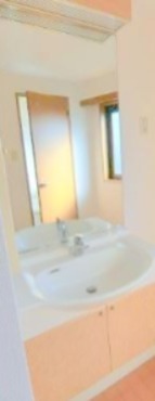 洗面設備　※同仕様写真含む