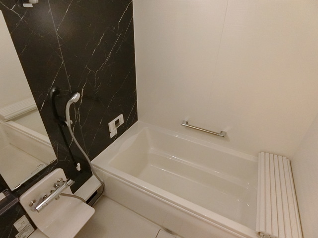 バス・シャワールーム　同社仕様