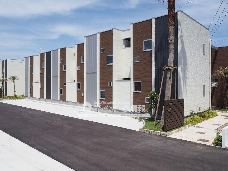 建物外観　シンプルさに際立つデザイン性を持ち合わせた外観！