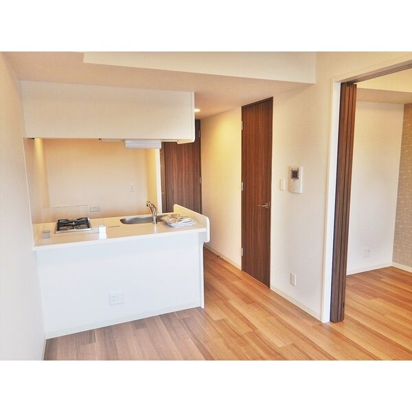 居室・リビング　※別室の参考写真の為、現況優先です。