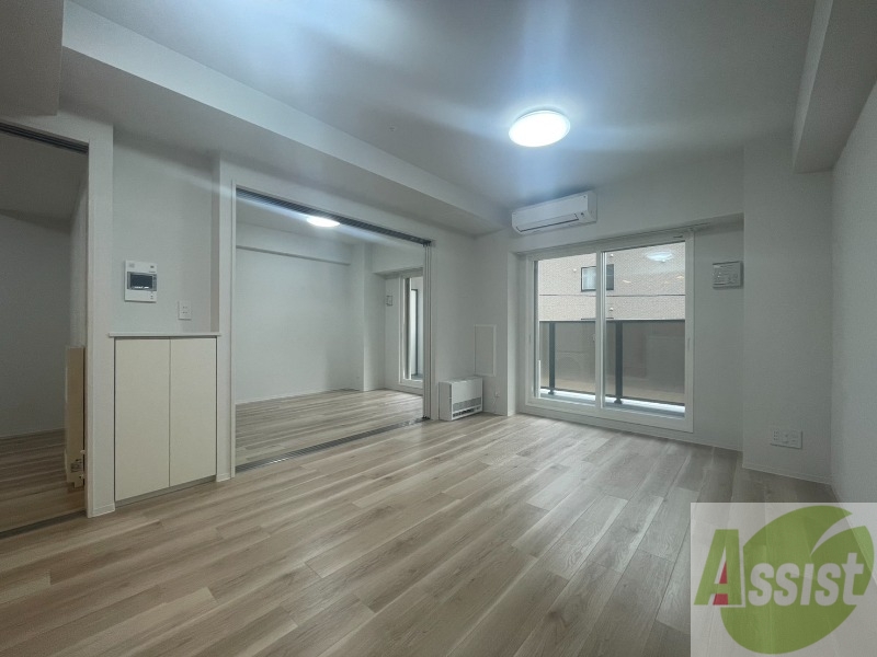 居室・リビング　広々としたリビングですね。使い勝手がよさそうですね！