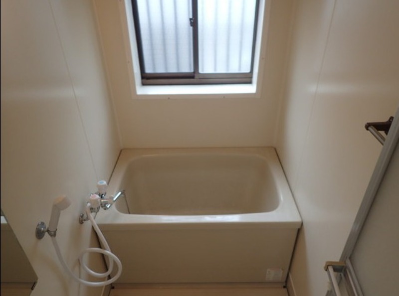 バス・シャワールーム　図面と現状に相違がある場合には現状を優先